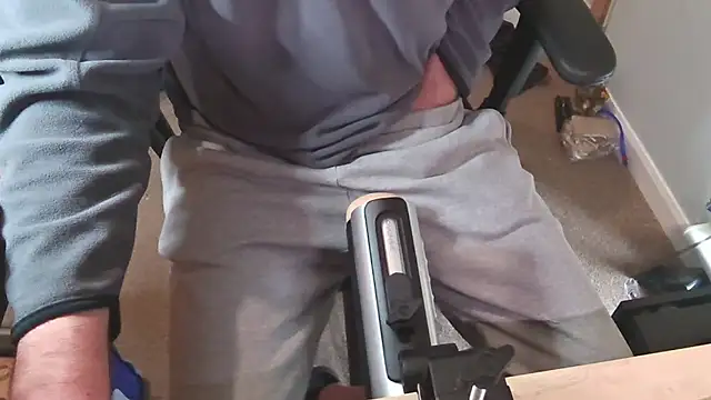 an4y8ot online show from November 28, 11:23 am