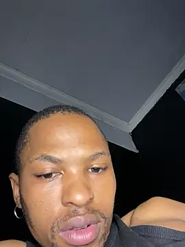 Snapshot of BlueIceCube chatting on March 19, 11:14 pm BlueIceCube online show from March 19, 11:14 pm