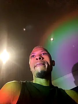 Snapshot of BlueIceCube chatting on October 14, 4:36 pm BlueIceCube online show from October 14, 4:36 pm