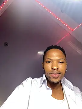 Snapshot of BlueIceCube chatting on January 11, 8:33 am BlueIceCube online show from January 11, 8:33 am