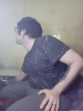 thecatblack1998 online show from March 28, 12:11 am