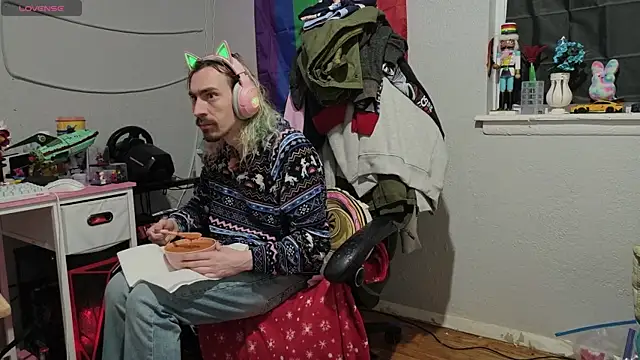 tallnerdyguy online show from January 9, 4:07 am