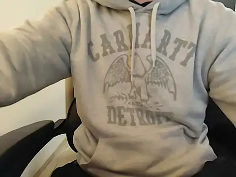 Snapshot of jayb0y61 chatting on February 24, 3:23 am jayb0y61 online show from February 24, 3:23 am