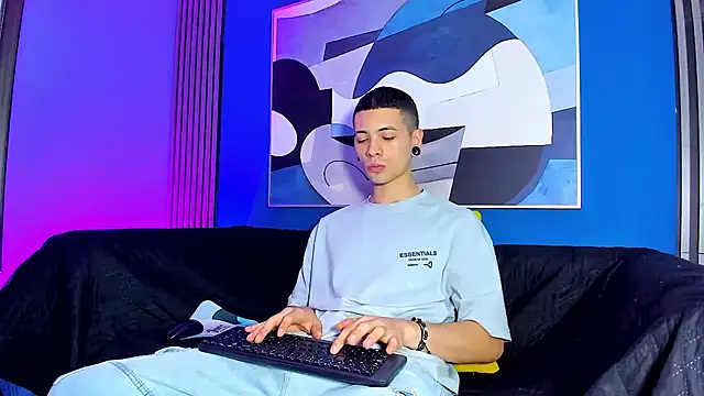 Snapshot of Jefer_rick_ chatting on October 15, 12:46 pm Jefer rick  online show from October 15, 12:46 pm