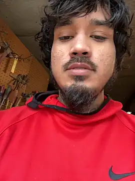 Snapshot of yomanfriend chatting on December 13, 3:21 pm yomanfriend online show from December 13, 3:21 pm