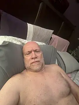 FLSexyGuy online show from June 1, 4:18 pm