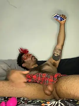 Snapshot of urloverin chatting on October 31, 9:07 pm urloverin online show from October 31, 9:07 pm