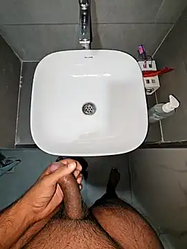 rahulGJ03 online show from February 5, 6:59 pm