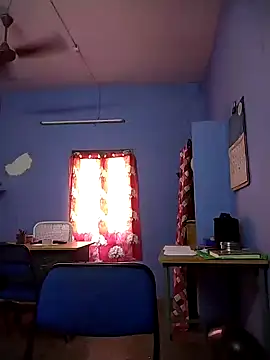 Tamilandteluguboy14 online show from February 5, 10:08 am