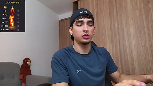 zenn rush1 online show from December 23, 12:30 pm