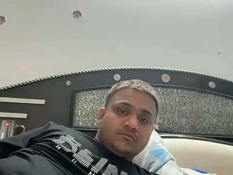 Snapshot of Rhythm_Rhyme chatting on October 31, 1:47 pm Rhythm Rhyme online show from October 31, 1:47 pm