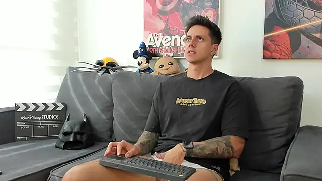 JeanBroc online show from November 17, 8:01 pm