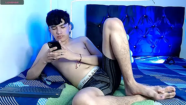 benji hoter online show from September 21, 10:21 pm