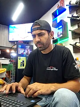 Alsaud1106 online show from February 21, 9:43 pm