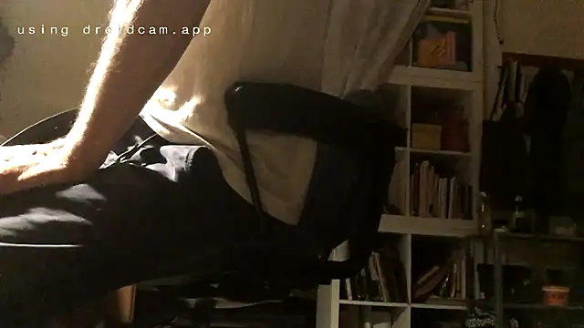 Snapshot of otikatseikaip3r chatting on October 23, 12:25 am otikatseikaip3r online show from October 23, 12:25 am