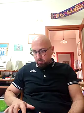 darione 90 online show from May 12, 4:37 pm