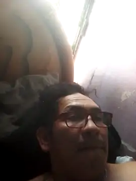 Snapshot of ardiente47 chatting on October 14, 9:11 pm ardiente47 online show from October 14, 9:11 pm