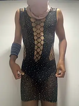 Slutty Hot38 online show from December 29, 9:39 am