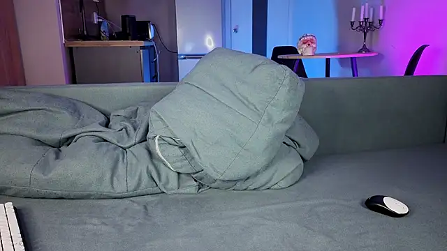 Gregory Byyrd online show from February 25, 9:16 pm