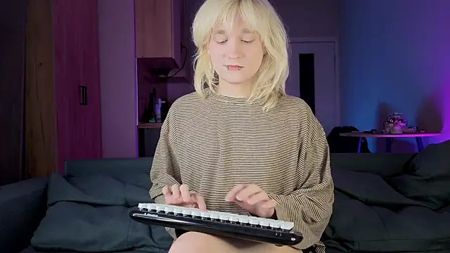 Gregory Byyrd online show from October 1, 9:19 pm