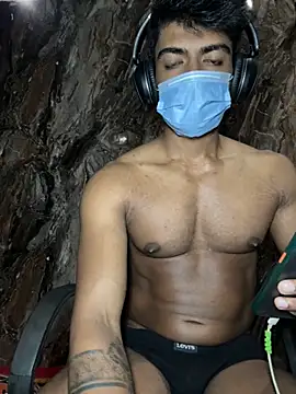 Snapshot of rony6663 chatting on October 30, 6:09 pm rony6663 online show from October 30, 6:09 pm