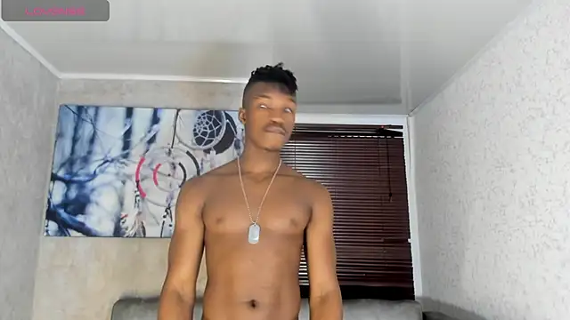 Snapshot of KENDER21_ chatting on March 10, 1:32 pm KENDER21  online show from March 10, 1:32 pm