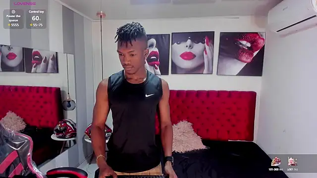 Snapshot of KENDER21_ chatting on January 2, 12:46 pm KENDER21  online show from January 2, 12:46 pm