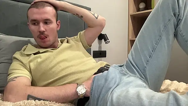 cute mark online show from January 5, 5:27 pm