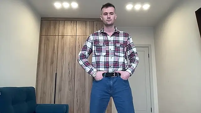 cute mark online show from March 25, 7:45 am