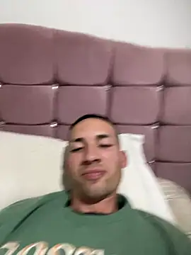 Renylop online show from August 5, 8:36 pm