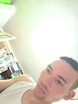 Renylop online show from May 7, 2:17 pm