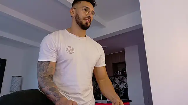 tony muscle online show from October 30, 10:00 pm