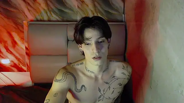 Snapshot of Apolo_Hidalgo01 chatting on September 30, 6:55 pm Apolo Hidalgo01 online show from September 30, 6:55 pm