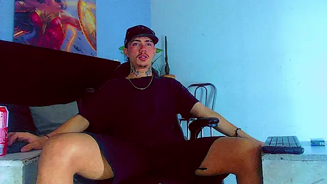 HannibalLester online show from November 2, 7:12 am