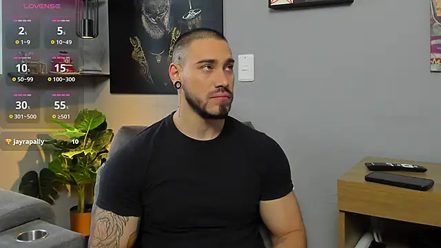 Giorgio-Leone online show from December 17, 10:38 pm