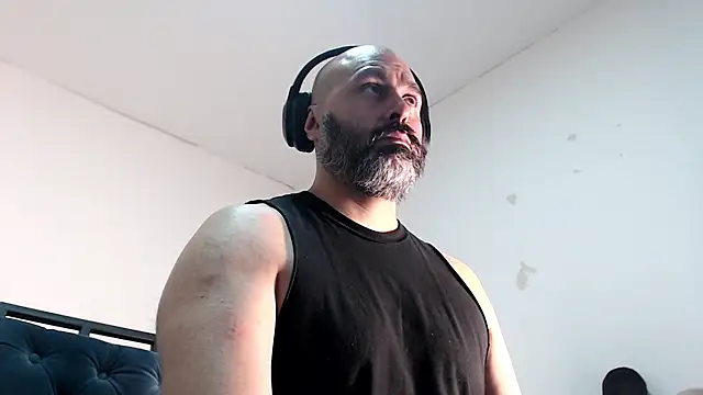 Gabriel Harmant online show from January 4, 5:37 am