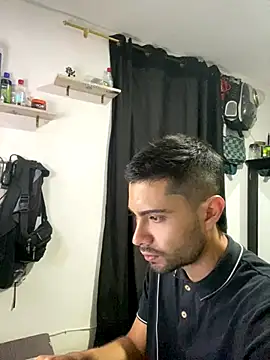 Jestebanano online show from December 15, 3:25 am