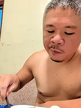 taiwan07010 online show from April 20, 12:08 pm