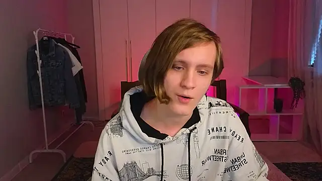 nikompell online show from March 18, 3:02 am