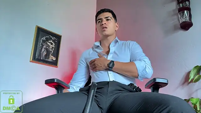 Snapshot of Adrian_Mill3r chatting on October 3, 9:31 pm Adrian Mill3r online show from October 3, 9:31 pm