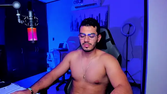 BrunoD31 online show from October 22, 5:22 am