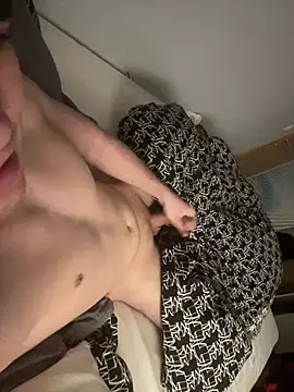 HornyTeenBoy62 online show from February 1, 8:16 pm