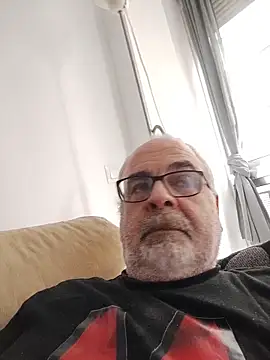 Satiro Sevilla online show from December 4, 2:46 pm