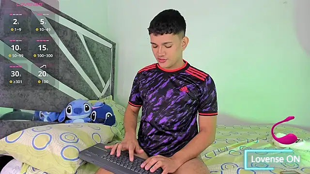 ander deimond  online show from September 11, 3:44 pm