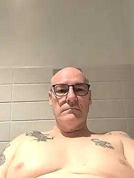 bogland33 online show from March 9, 3:06 pm