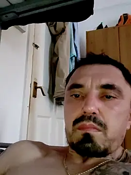 Snapshot of HungJonny99 chatting on October 3, 1:27 pm HungJonny99 online show from October 3, 1:27 pm