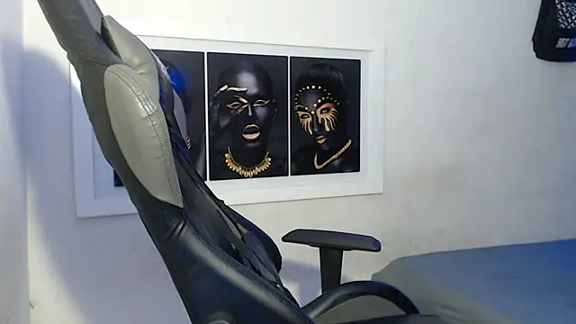 Snapshot of Alid_17 chatting on January 21, 11:24 pm Alid 17 online show from January 21, 11:24 pm