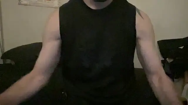 Snapshot of alphajoshkosh chatting on December 18, 4:20 am alphajoshkosh online show from December 18, 4:20 am