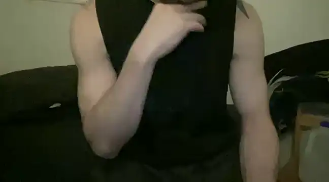 Snapshot of alphajoshkosh chatting on February 23, 1:42 am alphajoshkosh online show from February 23, 1:42 am