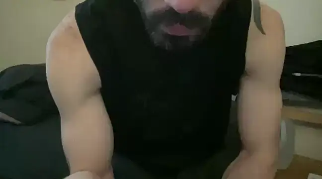 Snapshot of alphajoshkosh chatting on March 6, 1:35 pm alphajoshkosh online show from March 6, 1:35 pm